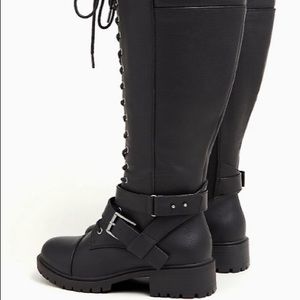 NWT SIZE 7W KNEEHIGH COMBAT BOOT WIDE WIDTH